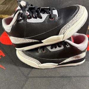 Jordan 3 “Black Cement” (2025) size 3Y